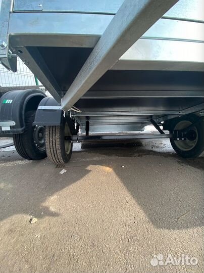 Прицеп на легковой автомобиль