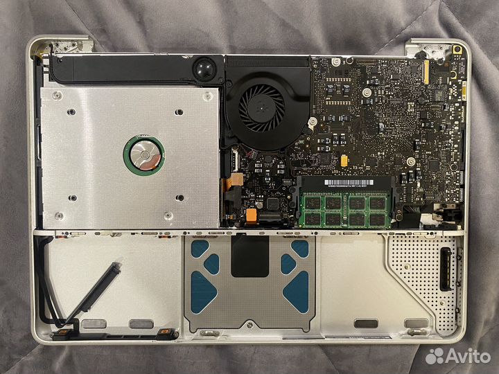 Apple MacBook unibody