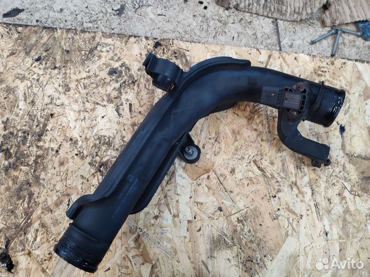 Патрубок интеркулера Vag 2.0TDI