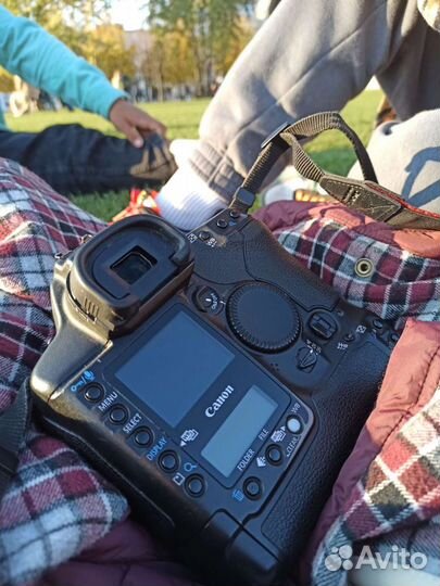 Canon 1ds mark ii с объективом