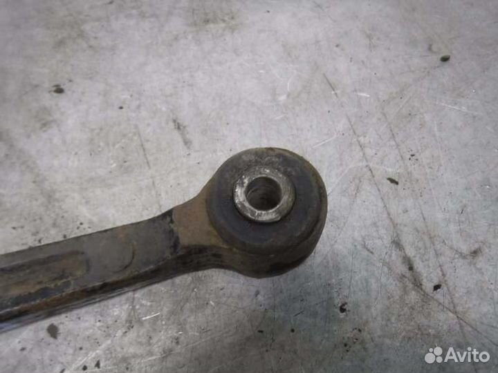 Рычаг нижний передний левый Иж Ода 2126 1.6 2003