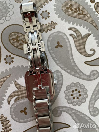 Часы женские tissot 1853