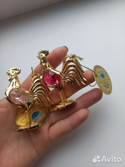 Статуэтки каждая с 2мя камнями Swarovski