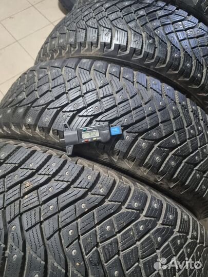 Goodyear UltraGrip Arctic 2 SUV 225/60 R18 104T