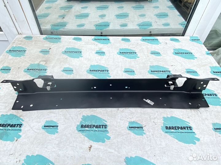 Бампер передний для Mitsubishi Pajero