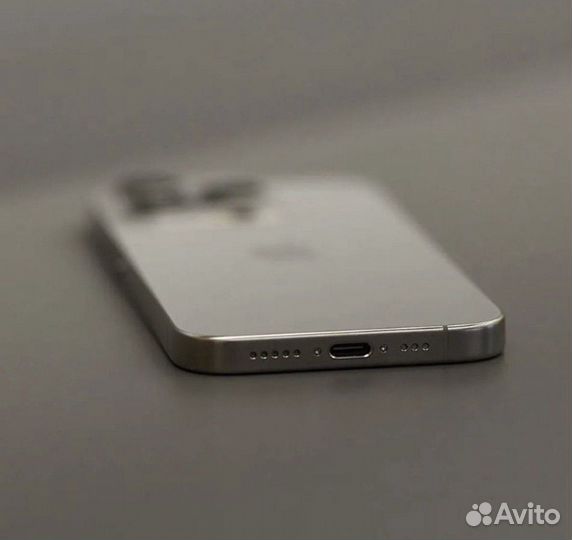 iPhone 15 Pro, 1 ТБ