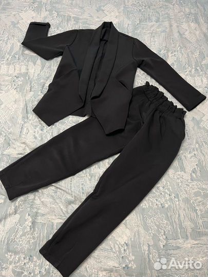 Брючный костюм на девочку