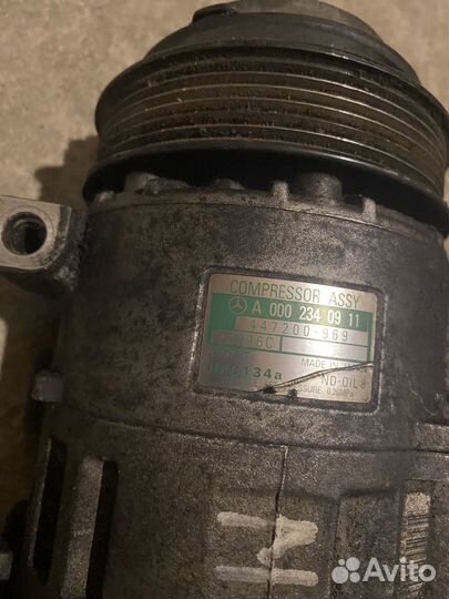 Компрессор кондиционера для Mercedes-Benz