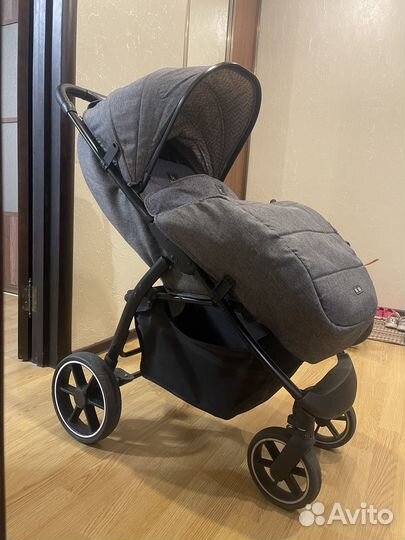 Коляска прогулочная Baby care Venga