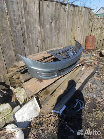 Продам бампер renault логан