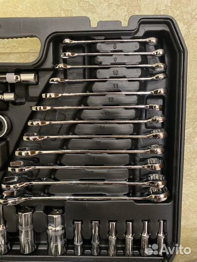 Набор инструментов для авто 151 предмет