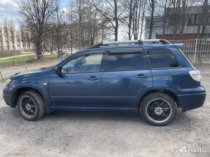 Mitsubishi Outlander 2.4 AT, 2004, 272 000 км