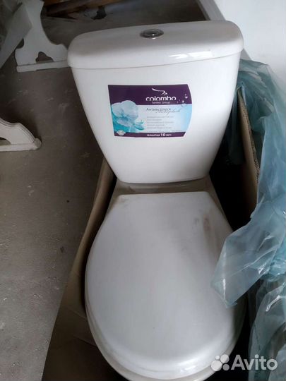 Унитаз новый