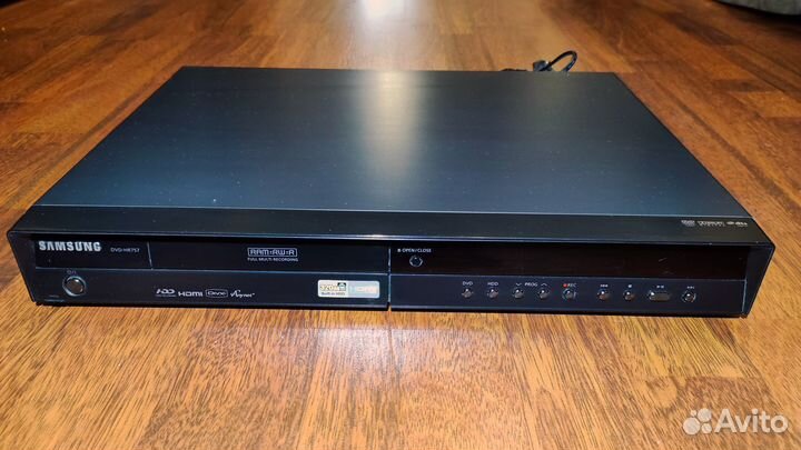 HDD/DVD-рекордер Samsung DVD-HR757 (320Гб)