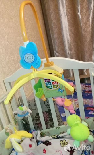 Мобиль Chicco+пакет погремушек+ванночка