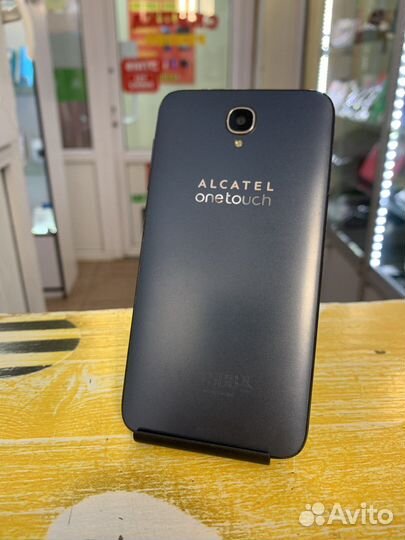 Смартфон Alcatel ONE touch 6037Y