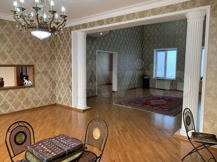 Дом 334 м² на участке 4 сот.