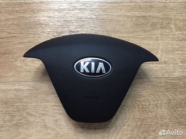 Крышка в руль Киа рио 3, заглушка в руль
