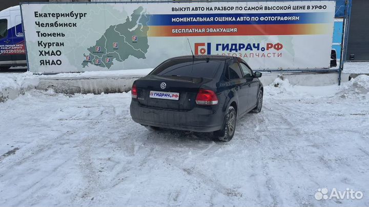 Петля двери задней правой к-кт Volkswagen Polo Sed