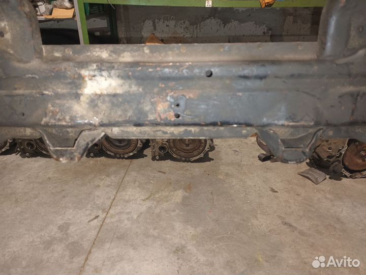 Передняя балка Suzuki Grand Vitara 2 1997-2005