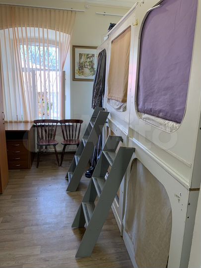 Комната 25 м², 1/3 эт.