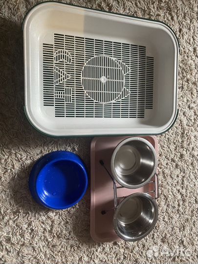 Лоток и миски