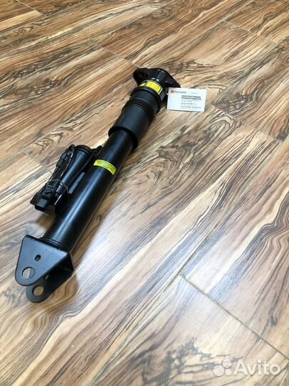 Задний амортизатор мерседес ML с гарантией