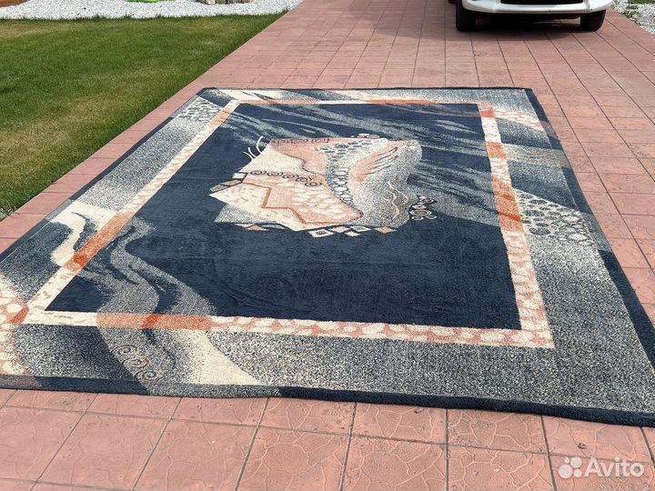 Ковер бу шерстяной