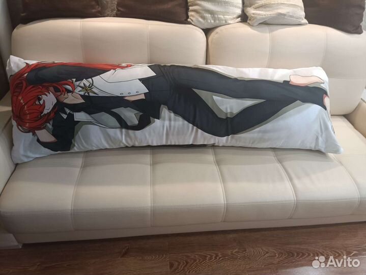 Подушка дакимакура