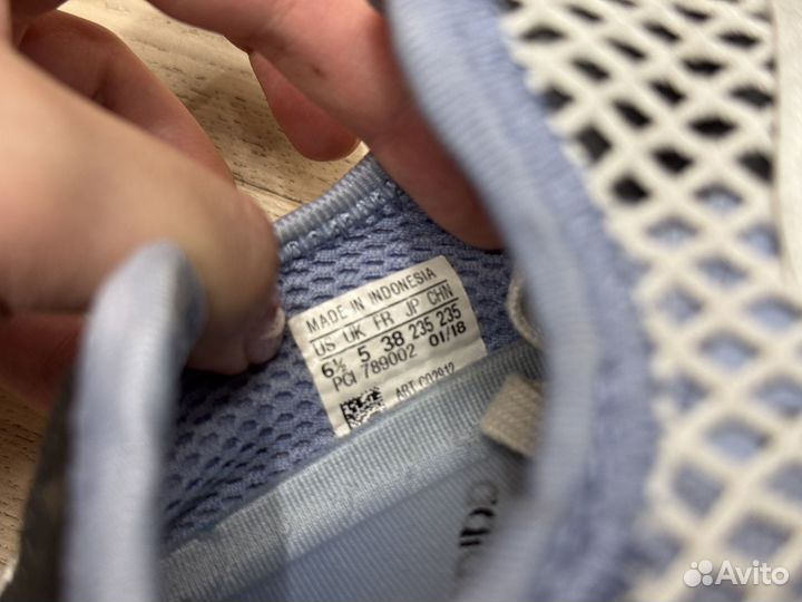 Кроссовки adidas deerupt 37-37,5