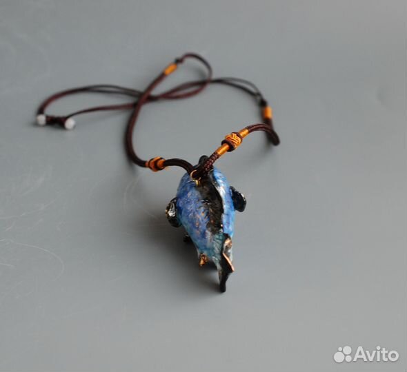 Фарфоровый кулон Рыбка