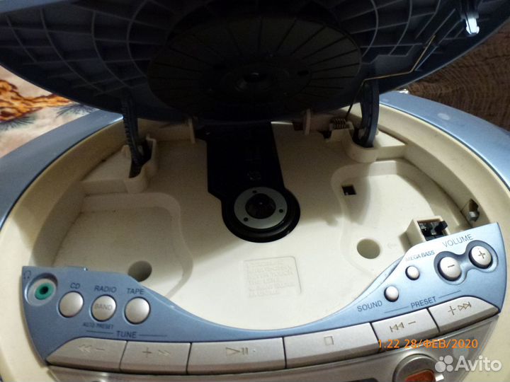 Магнитофон