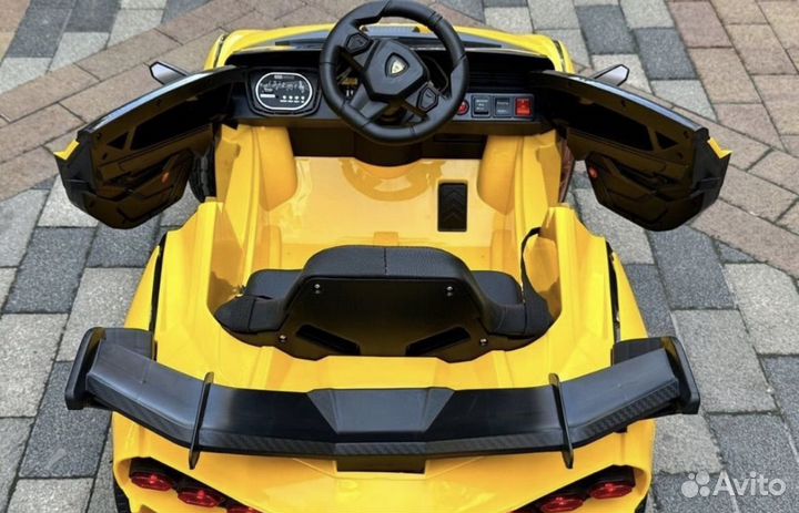 Детский электромобиль