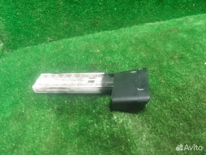 Ручка Volkswagen Touareg I 2.5 TDI 2005