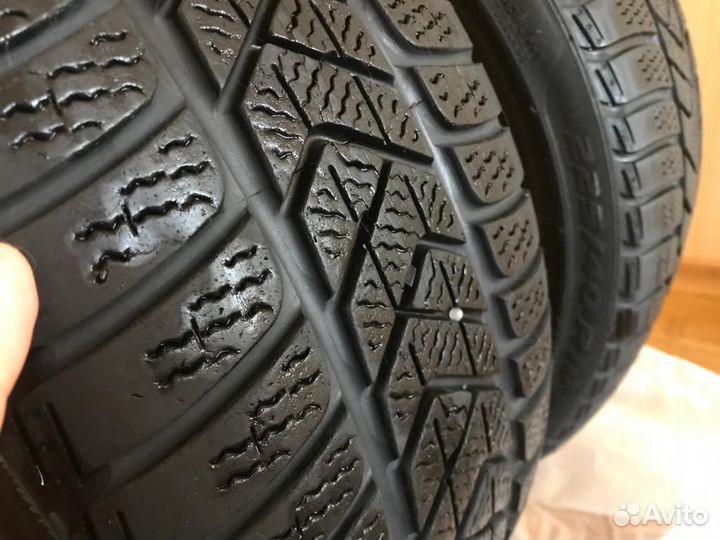 Pirelli Winter Sottozero 3 225/40 R18 92V