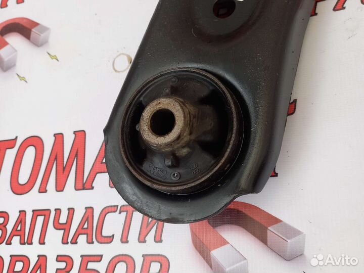 Рычаг передний правый Киа Сид 3 CD 18-н.в