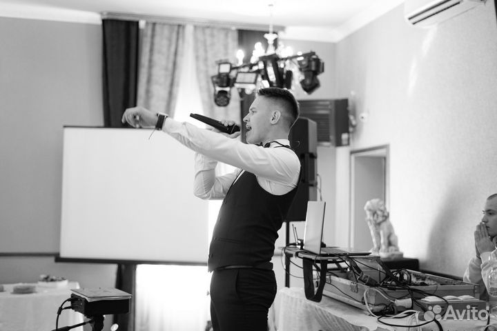 Ведущий мероприятий