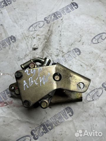 Гур Nissan Avenir