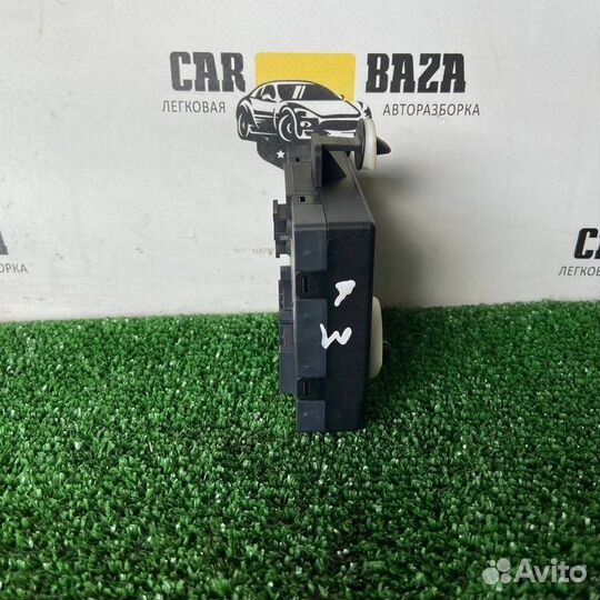 Блок комфорта задний правый Audi A4