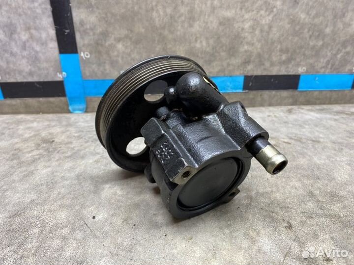 Насос гидроусилителя Renault Logan 1.4 K7J710 2007