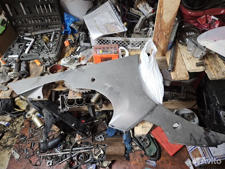 Yamaha yzf r6 пластик пугает левый 10 год