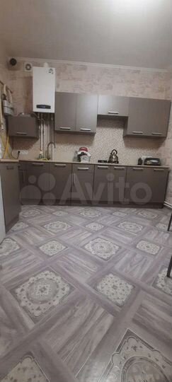 Комната 28 м² в 2-к., 1/1 эт.