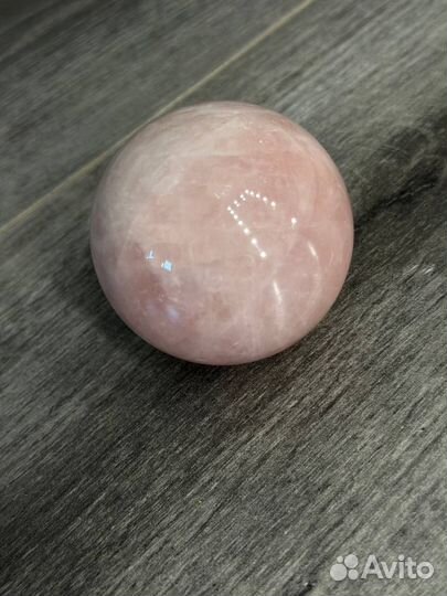 Розовый кварц шар