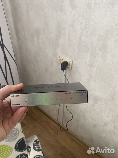 Коммутатор неуправляемый D-Link DES-1008D