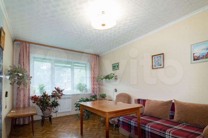 2-к. квартира, 43 м², 1/5 эт.