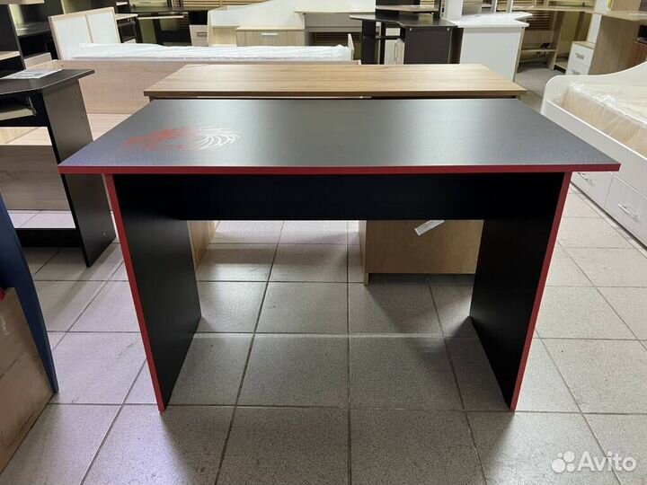 Стол игровой