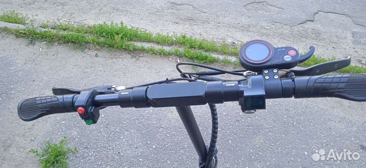 Электро самокат Kugoo M4