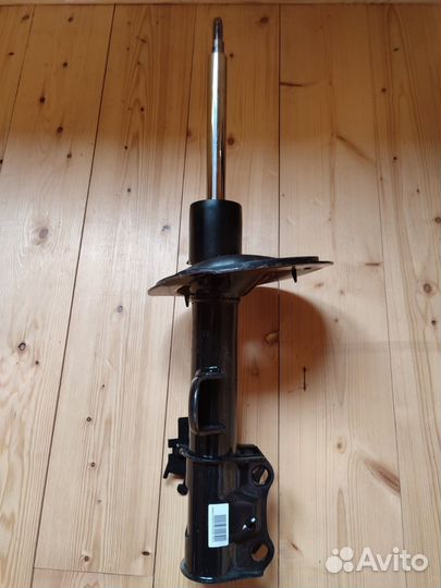 Продам стойки амортизаторов на geely emgrand х7