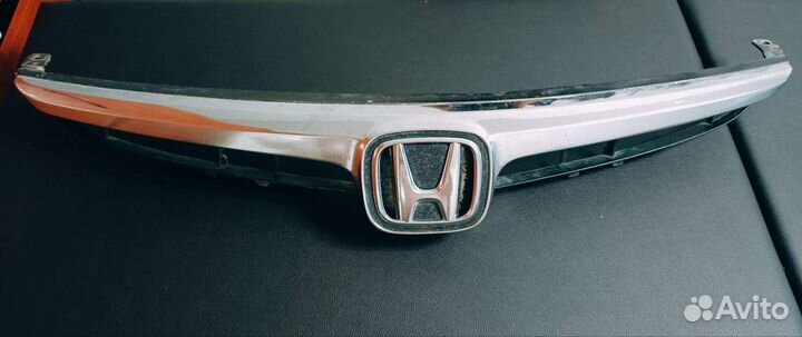 Решетка радиатора хонда 4д, honda Civic 4d