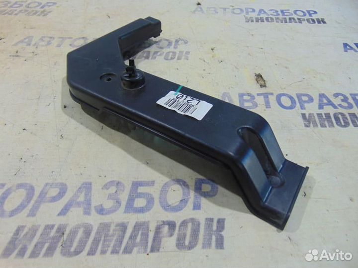 Накладка для Hyundai Solaris 1 2010-2017г